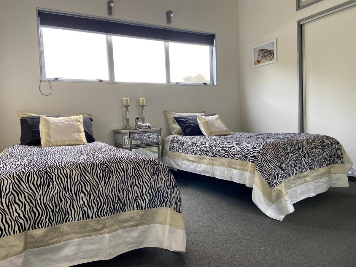 Maison Blue - Chic Inner City Townhouse Napier Buitenkant foto