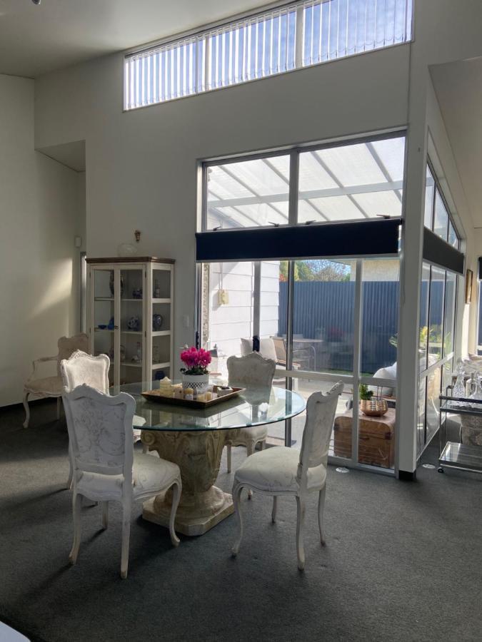 Maison Blue - Chic Inner City Townhouse Napier Buitenkant foto